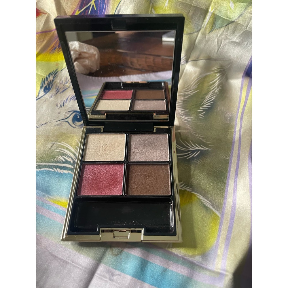 SUQQU - Designing Color Eyeshadow 06 Yoibeni